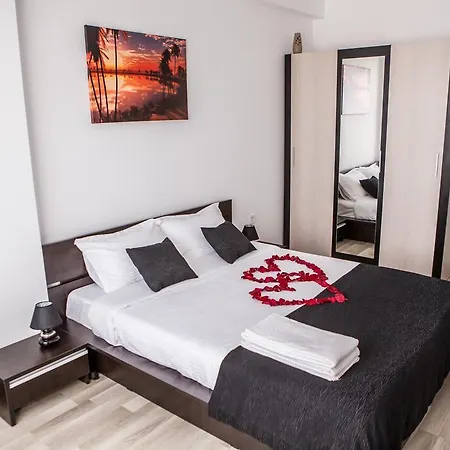 Апартаменты Oasis By The Sea - Summerland *